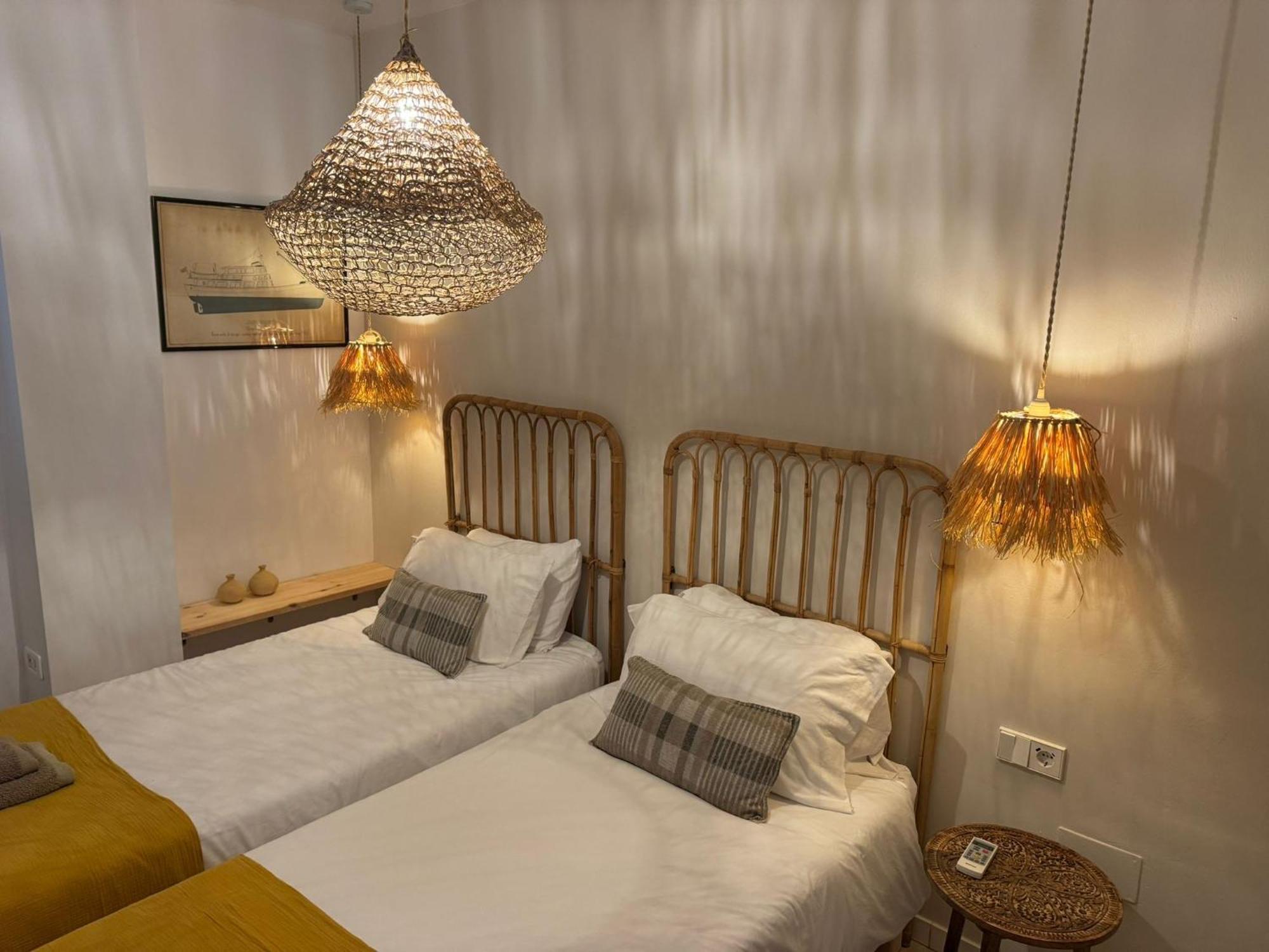 Appartement Es Pujols proche plage, vue mer Buitenkant foto